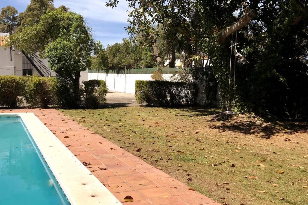 Sagrado Corazon - Chalet Con Piscina, A 25M Playa Sanlucar de Barrameda Exterior photo